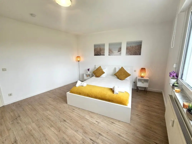 Well Appointed 2BR w terrace&parking