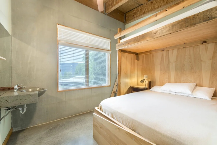 The Crash Pad - An Uncommon Hostel