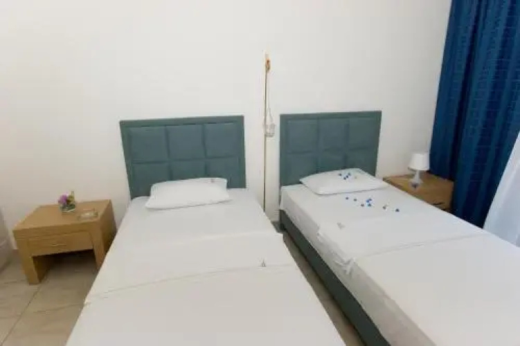 Paralio rooms