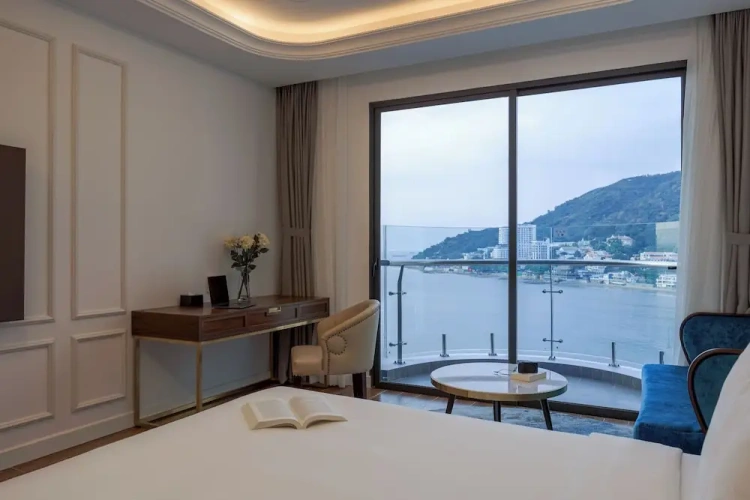 Premier Double room with sea view