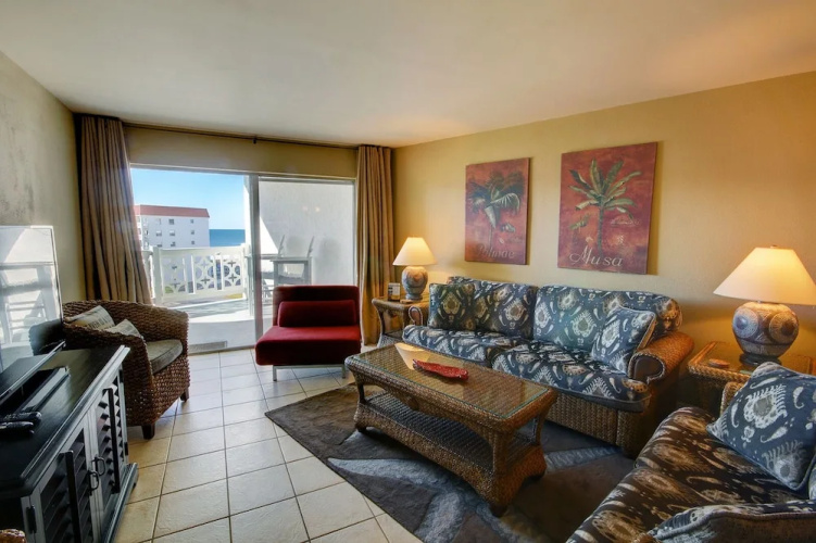 165 El Matador 1 Bedroom Condo by RedAwning