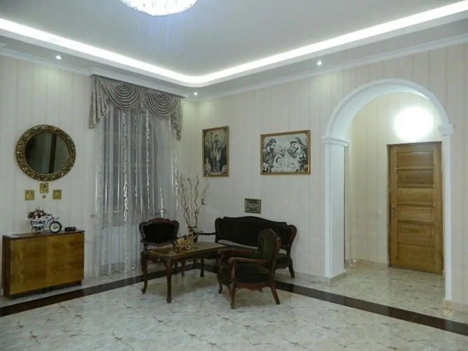 Max Hotel Gogi Alibegashvili