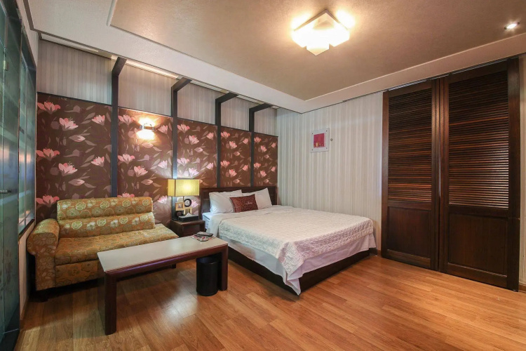 N Motel