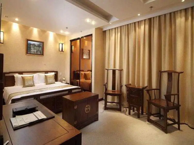 Garden Avenue Hotel