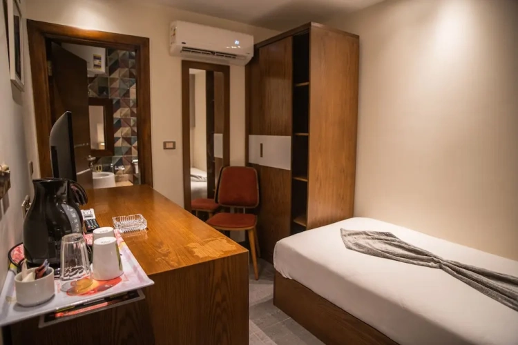 Standard Single room