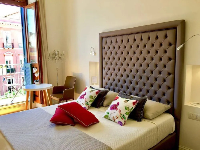 Antico Corso Charme B&B