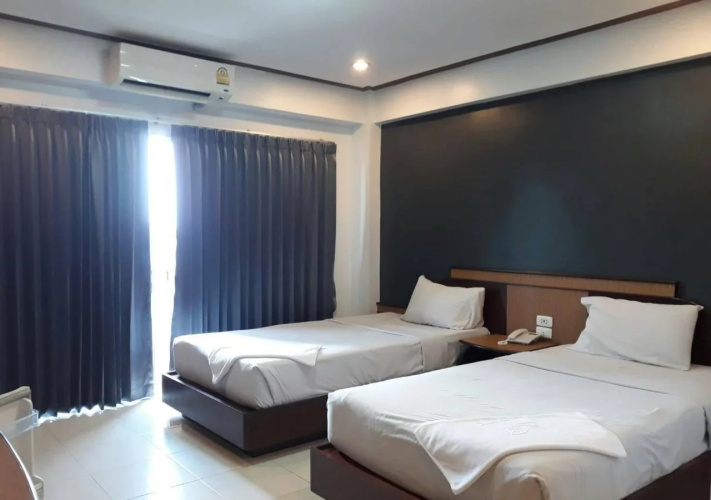 Wangburapa Grand Hotel