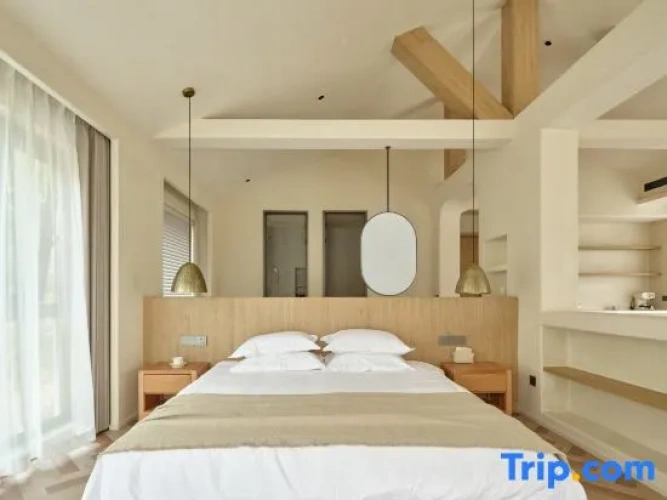 Deluxe Double Suite