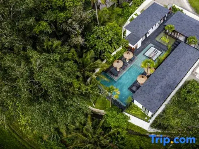 Villa Lagoon by BaliSuperHost