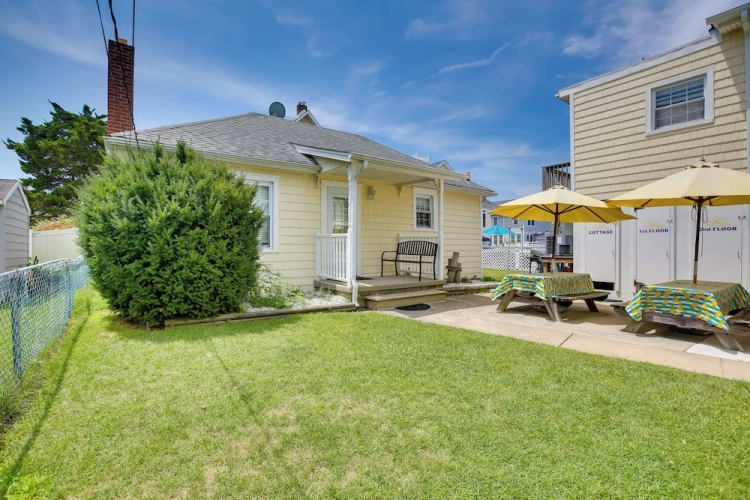 2 Bedrooms Cottage