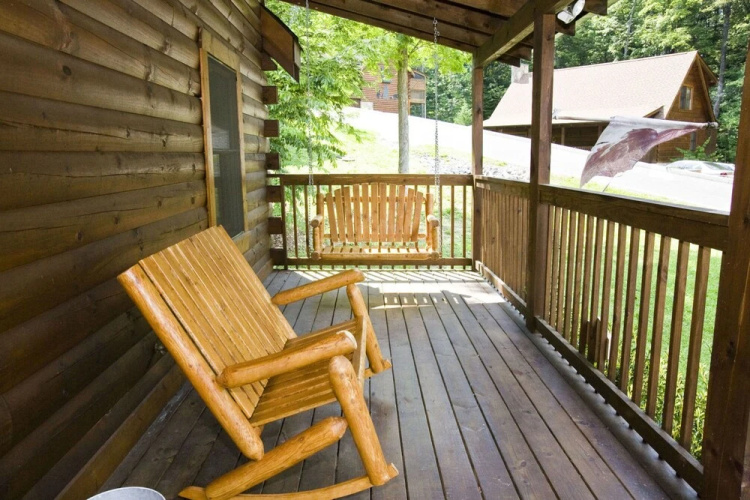 The Cubby Hole by Eagles Ridge Resort