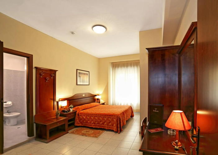Pavone Hotel