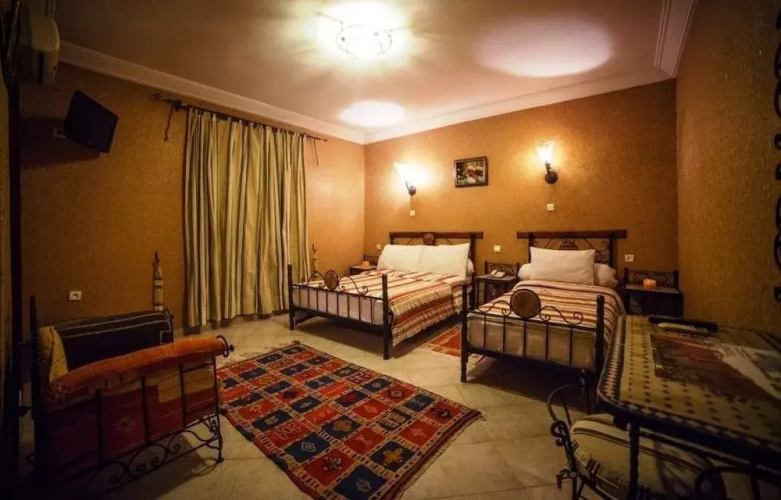 Hotel Salama