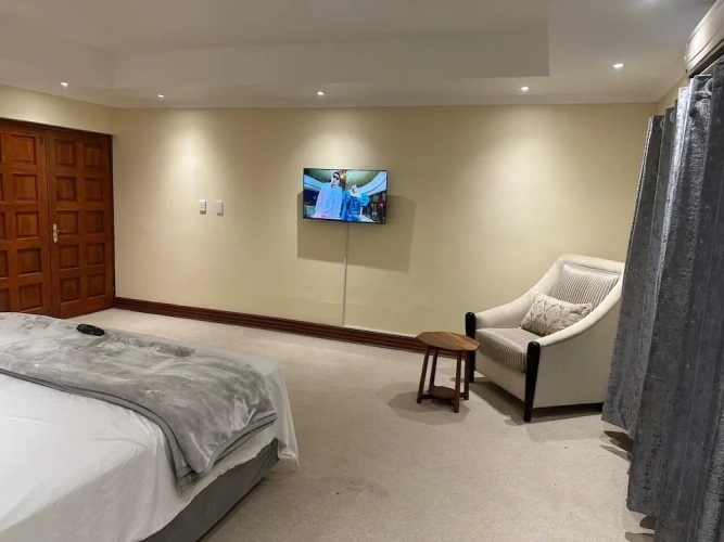 Luxury Suite
