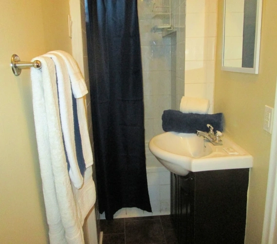 1 Bedroom Comfort Cottage with garden view
