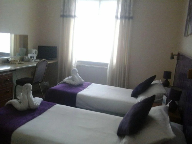 AJ's Bed and Breakfast