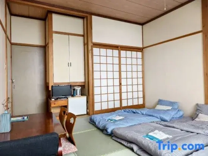 Bed in Dorm with sea view