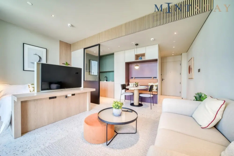 Cozy Studio W Burj Khalifa Balcony Retreat