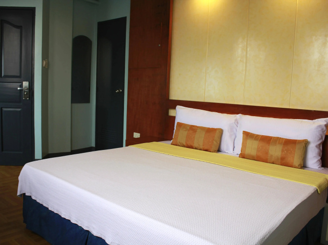 Leesons Residences