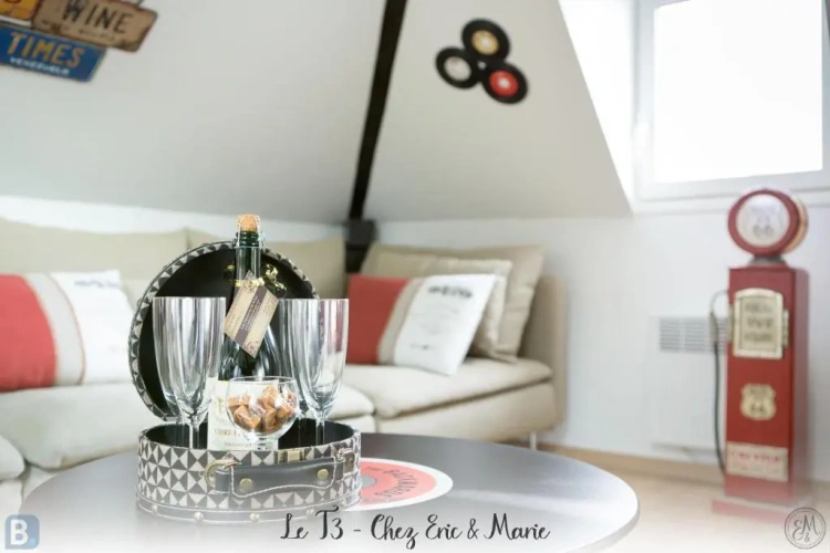 2 Bedrooms Apartment