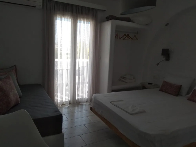 Nikoletta Studios