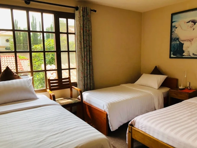 Deluxe Twin room with courtyard view