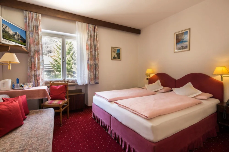 Maria Hotel