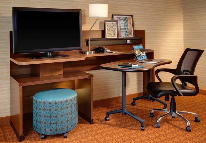 Fairfield Inn & Suites Calhoun