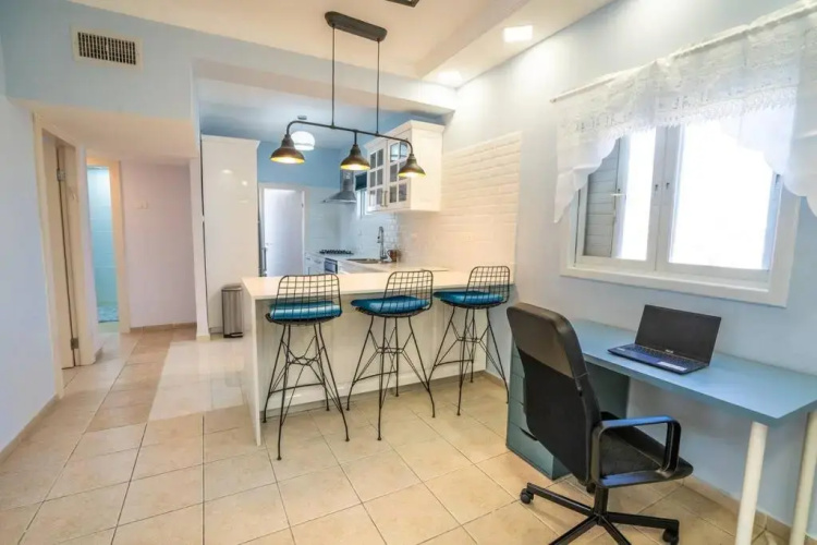 Windows on Netanya Luxury Penthouse Downtown