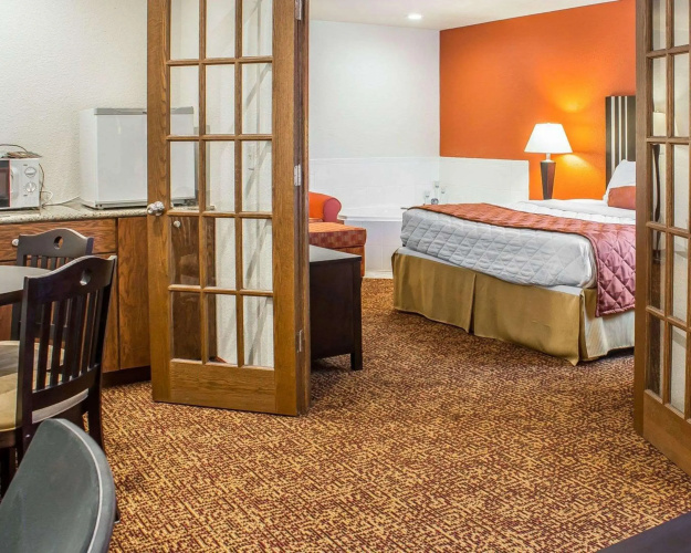 Rodeway Inn Milford