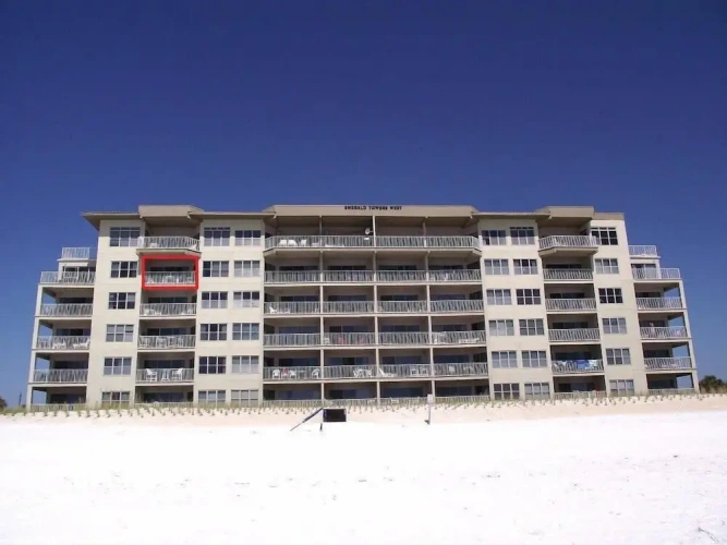 Emerald Towers West 5006 - Coastal Vibe