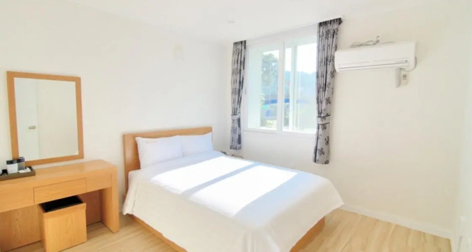 Standard Double room with view