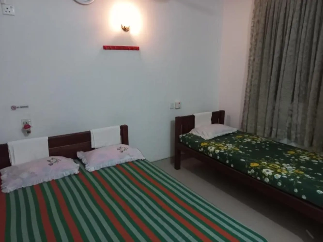 Economy Triple room