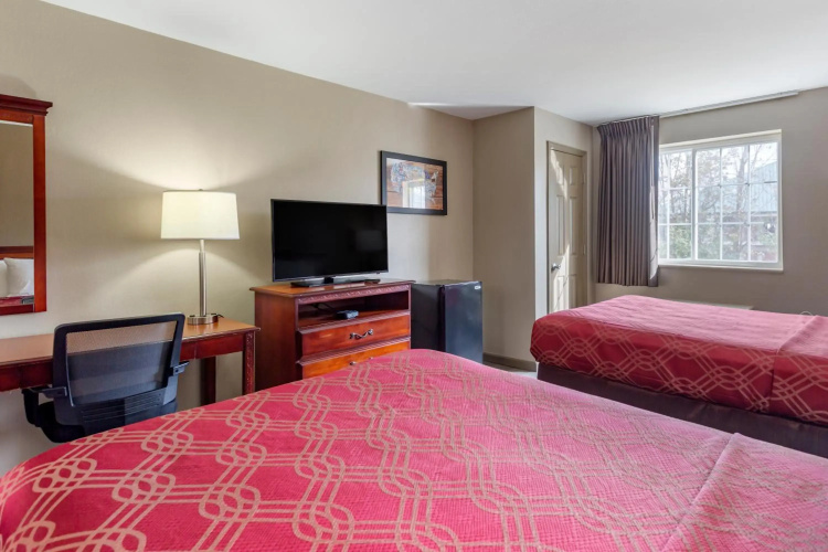 Econo Lodge Inn & Suites Dickson