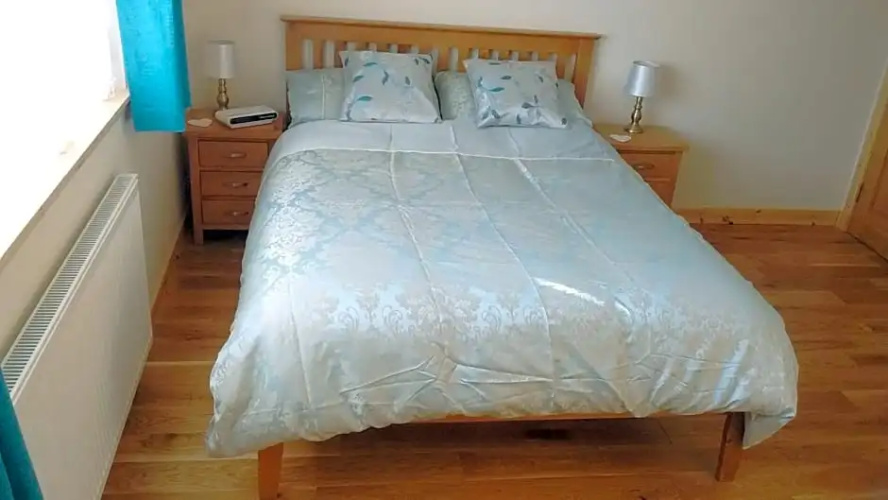 Fara self-contained 2 room B&B suite