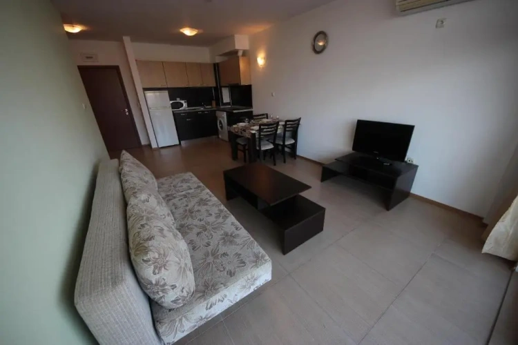 1 Bedroom Apartment with balcony