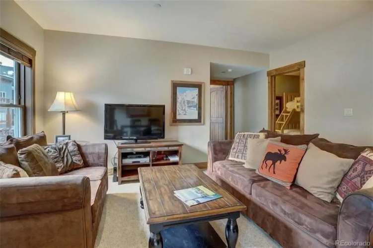 Jackpine Lodge 2 Bedroom Condo