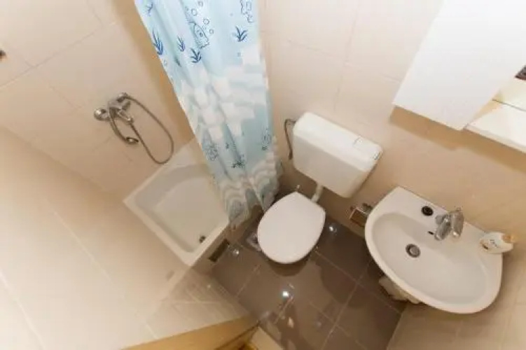 Apartments Maande