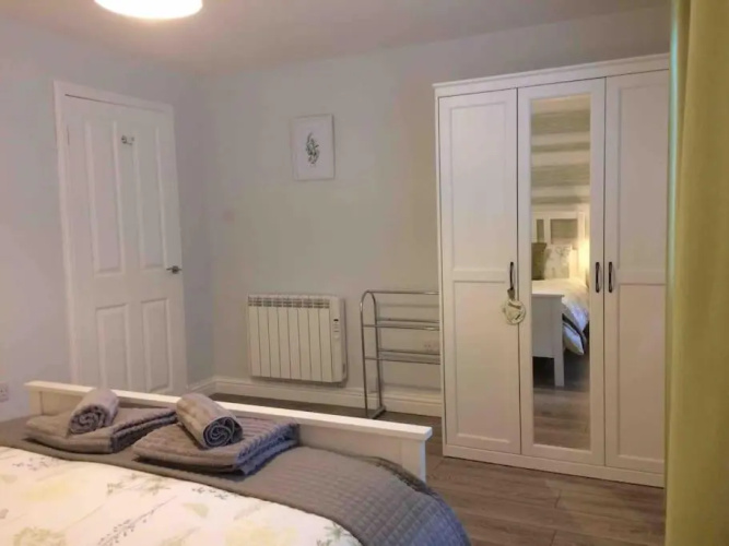 Modern 2 Bed Apartment