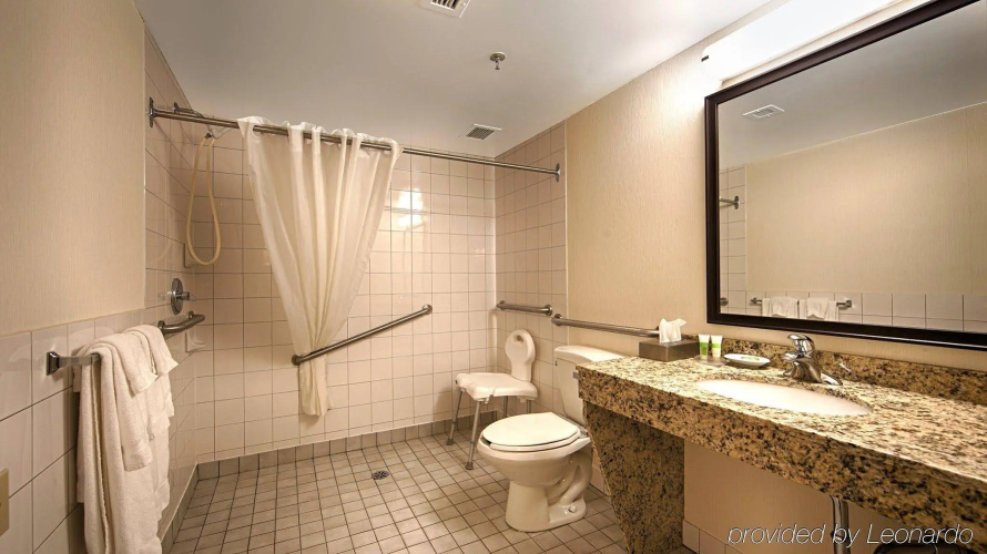 Charlottetown Inn & Conference Centre photo 11