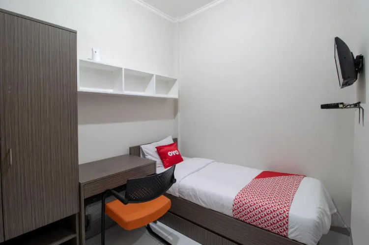 OYO 3253 Sofia Residence Syariah