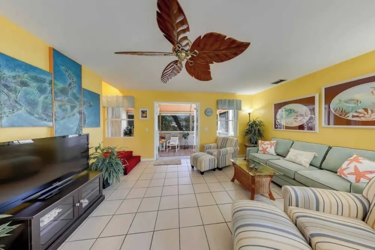 2 Bedrooms Cottage