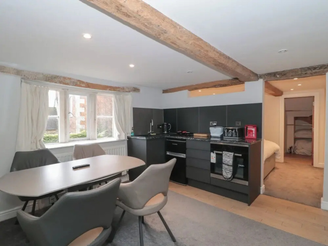 Suite 1