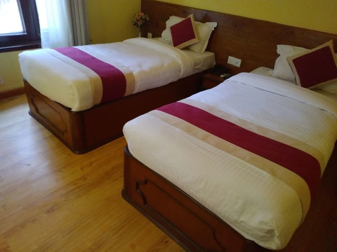 Hotel Green Plum