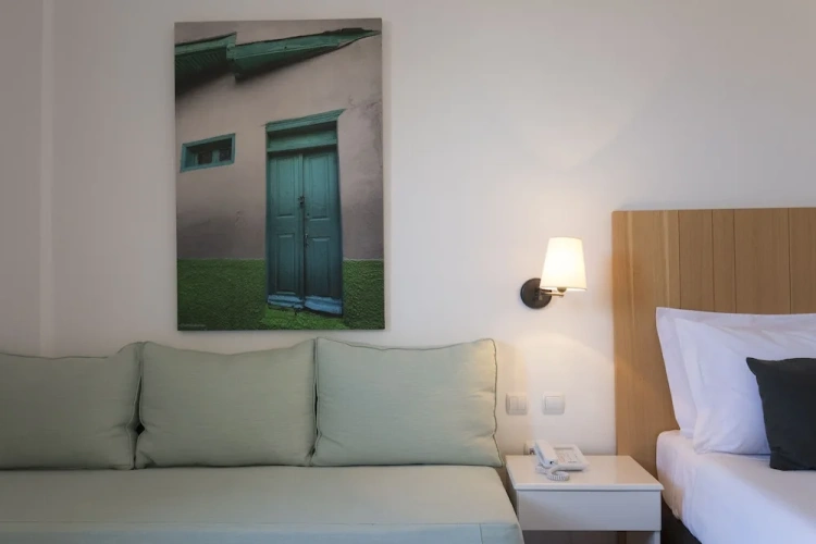 Standard Double room with balcony and with partial sea view