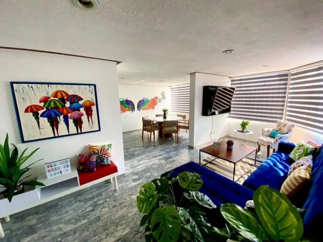 3 Bedrooms Apartment