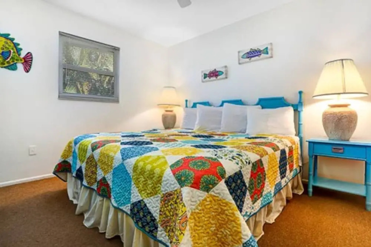 235 Mango - The Cottage
