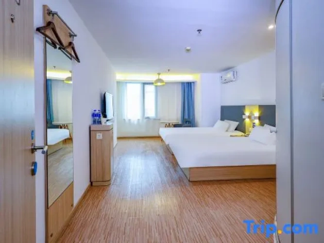Standard Family room