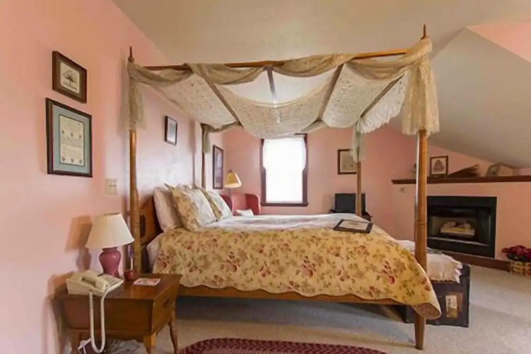 Inn At Herr Ridge