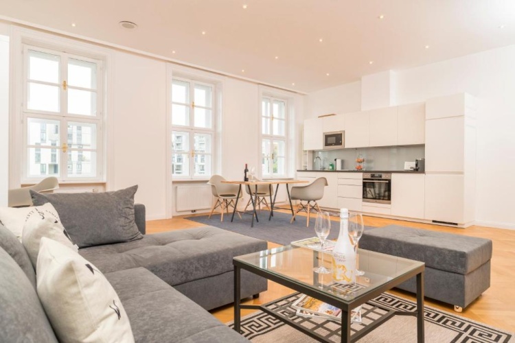 1 Bedroom Apartment